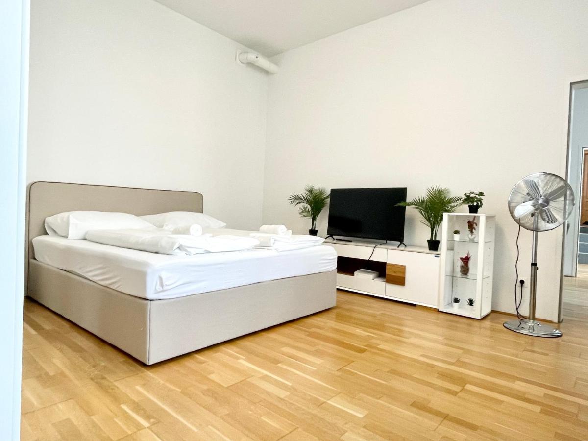 Cosy Residence At Famous Vienna Kutschkermarkt Екстериор снимка